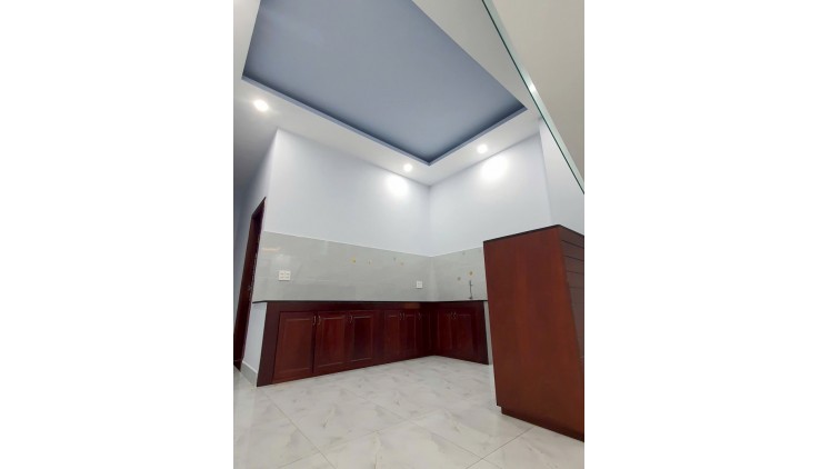 Bán Nhà 2 Tầng Hẻm Xe Hơi 100m2 Chỉ 5 Tỷ Nhỉnh 3PN Gần Dương Đình Hội Phước Long B Quận 9